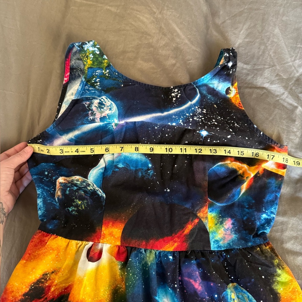 Retrolicious Cosmic Space Print Dress
Size L Black Multicolor Pin Up Y2K Vtg - Picture 5 of 6